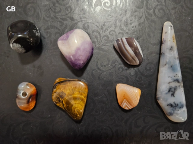 Полускъпоценни камъни, снимка 5 - Бижутерийни комплекти - 53219044