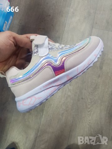 Маратонки, снимка 5 - Детски обувки - 42980326