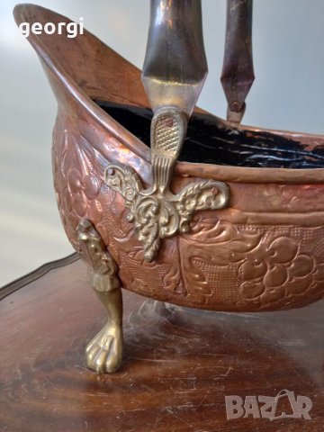 Ретро медна кофа с бронзови крака , снимка 2 - Декорация за дома - 35413920
