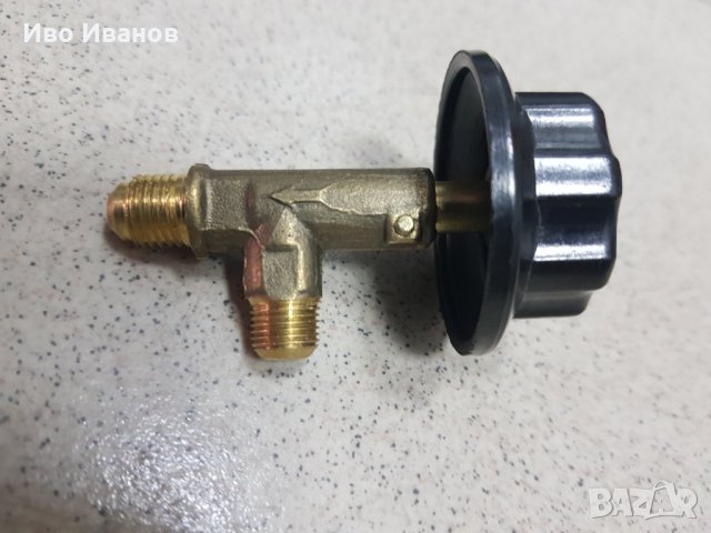 Продавам кранове за дюнер машини 