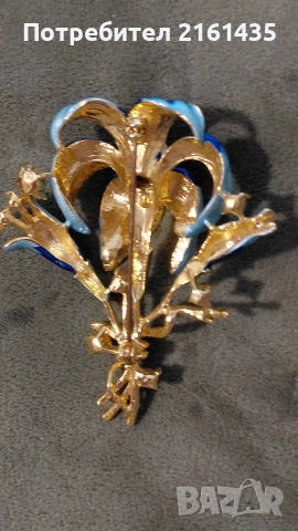 Прекрасна ретро брошка с емайл , снимка 3 - Антикварни и старинни предмети - 52851483
