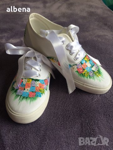 Ръчно рисувани спортни обувки, снимка 2 - Други - 32791471