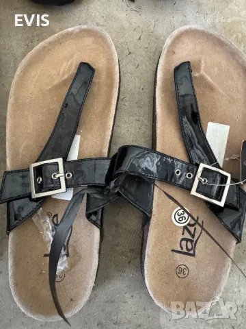 Лачени чехли - черен и бял цвят, снимка 1