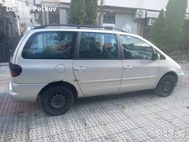 VW Sharan 1.9TDI, снимка 6 - Автомобили и джипове - 48002939