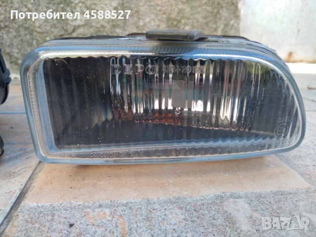 Халогени ляв и десен за форд мондео 93-96 фиеста , снимка 2 - Части - 51724440