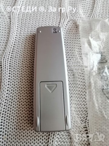 Дистанционно JVC RM-SRCEZ51E, снимка 2 - Дистанционни - 44011574
