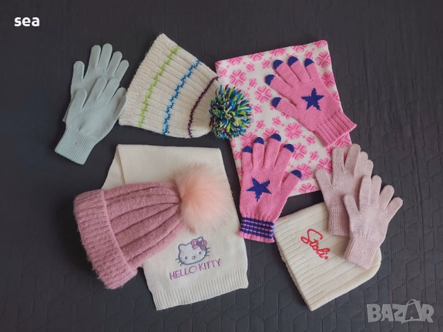 Голям зимен сет за момиченце 7-11 г., снимка 2 - Шапки, шалове и ръкавици - 52442234