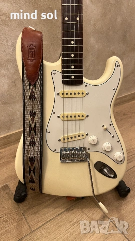 Fender Japan Stratocaster Jimi Hendrix style Right-Handed MIJ Хендрикс, снимка 8 - Китари - 53527233