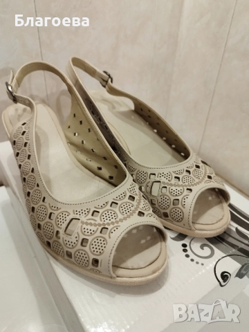 Дамски сандали , снимка 4 - Дамски обувки на ток - 52215513