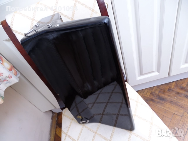 Корпус (клавиатура) с тарги за Акордеон Weltmeister Stella 80 баса, снимка 11 - Акордеони - 52379485