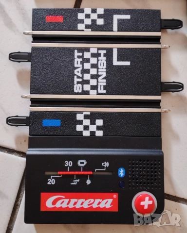 Състезателна писта CARRERA. , снимка 2 - Коли, камиони, мотори, писти - 51954762