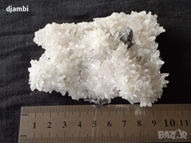 №71, Кварц,Кварцова друза,Кристали,Минерали,Родопи,, снимка 2 - Декорация за дома - 43906995