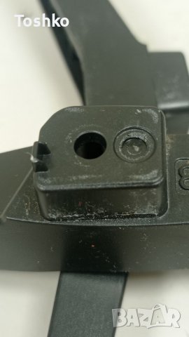 Стойка крачета за ТВ LG 32LK510BPLD, снимка 5 - Стойки, 3D очила, аксесоари - 38965717