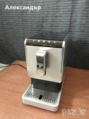 Кафеавтомат TCHIBO-Esperto Caffe, снимка 3 - Кафемашини - 48409784