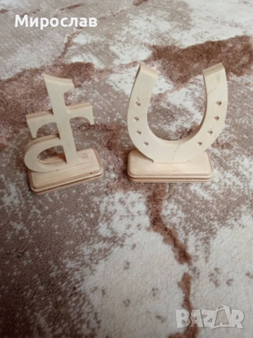 Подкова и буква Ят за дома и работното място., снимка 7 - Декорация за дома - 47910251