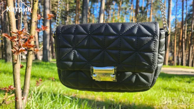 Мини класическа черна чантичка, снимка 1