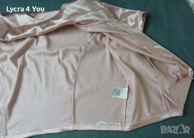 Къса дамска лъскава ризка или блузка с яка и метални копчета, снимка 8 - Ризи - 43646867