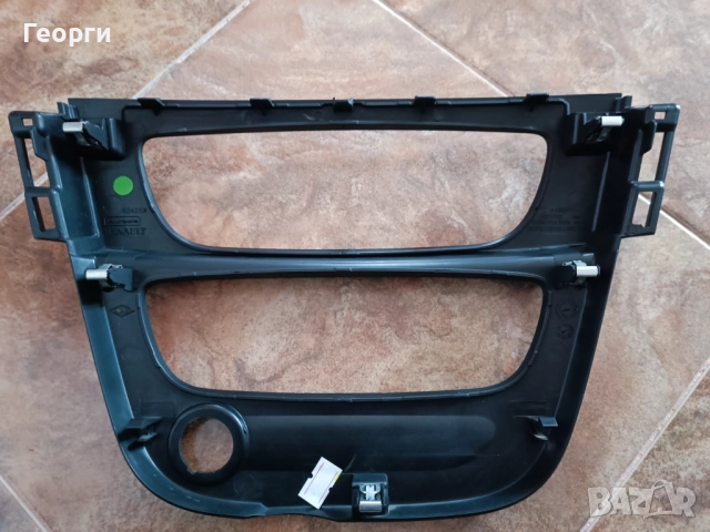 Продавам оригинални части за Рено Меган 3 хечбек , снимка 11 - Аксесоари и консумативи - 52642445