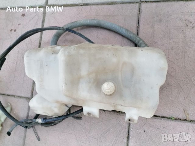 Казанче чистачки BMW E39 Казанче течност чистачки BMW E39 казанче Чистачки БМВ Е39 казанче вода , снимка 3 - Части - 38411769