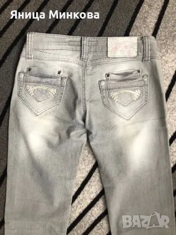 Дамски дънки, снимка 6 - Дънки - 48219170