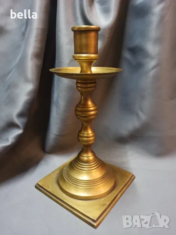 МАСИВЕН ВИСОК БРОНЗОВ СВЕЩНИК