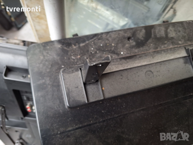 оригинална стойка крачета телевизор TOSHIBA REGZA Модел 32XV550PG, снимка 3 - Стойки, 3D очила, аксесоари - 51879194