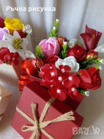 Налична кутия с цветя ,с капак, снимка 1 - Декорация за дома - 33144335