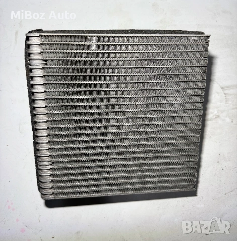 Вътрешен радиатор климатик VW Golf 5, снимка 2 - Части - 53381059