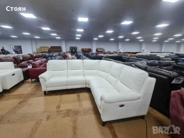 Светло кремав кожен ъглов диван с ел. релакс механизъм, снимка 5 - Дивани и мека мебел - 39945088