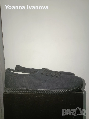 Черни платнени обувки, снимка 2 - Дамски ежедневни обувки - 52591539