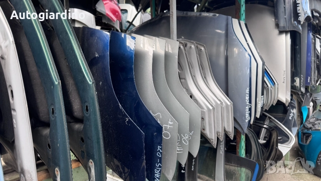 Преден капак за Mercedes Sprinter 2006, снимка 4 - Части - 52056827