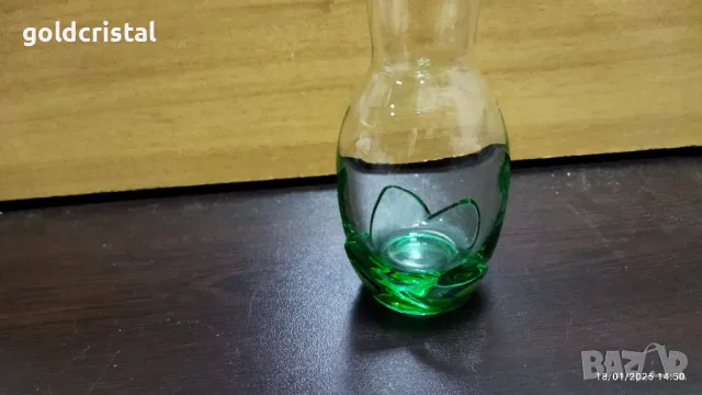 стъклена ваза , снимка 3 - Антикварни и старинни предмети - 48781309