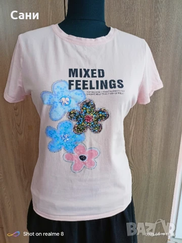 Розова тениска с цветя 