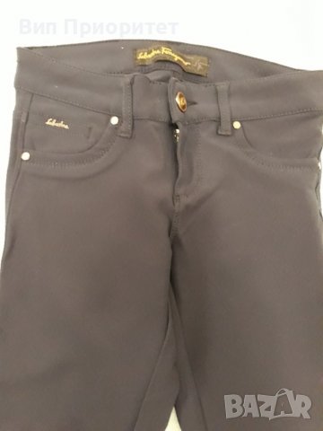 Марков тъмно син панталон SALVATORE FERRAGAMO , дълъг панталон , по крака , скъпа материя, снимка 5 - Панталони - 37450415