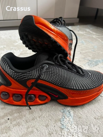 Продават се оригинални маратонки Nike Air max Dn, снимка 4 - Маратонки - 51994333