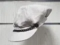 Нова зимна дамска шапка baker boy със синджир в бял цвят, снимка 4