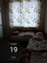 Стая със  самостоятелна  остъклена тераса за сама/сам (1)  Варна център до магазин Макао сити, снимка 1 - Aпартаменти - 39412685