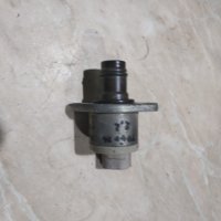 Горивен клапан за Toyota , снимка 1 - Части - 43341828