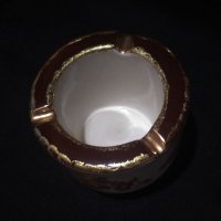 Керамичен пепелник, снимка 2 - Други ценни предмети - 33590372