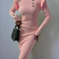 -35% Секси рокля, с фербули, цвят розов, снимка 1 - Рокли - 40289907