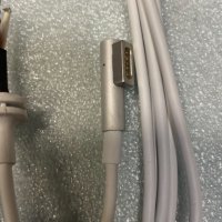 Apple MagSafe L-Type DC кабел (Нов,Бял,Магнитен), снимка 3 - Кабели и адаптери - 40286196