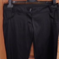 Дамски черен панталон от еластичен сатен, снимка 3 - Панталони - 27885301