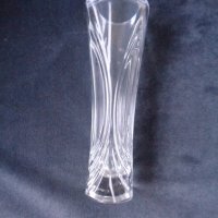 Продавам стилна кристална ваза, снимка 2 - Декорация за дома - 38678823