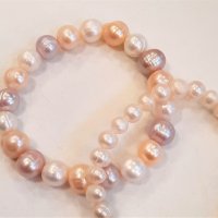 Гривна на ластик - розови перли със сертификат, снимка 3 - Гривни - 34601867