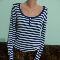 Пуловер номер L , снимка 2 - Блузи с дълъг ръкав и пуловери - 44908036