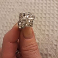 Дамски пръстен нов размер 5, снимка 2 - Пръстени - 32365870