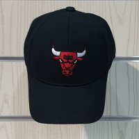 Нова шапка с козирка Chicago Bulls (Чикаго Булс), унисекс, снимка 1 - Шапки - 37356184