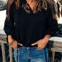 Дамска елегантна блуза в черно с дълъг ръкав, снимка 1 - Блузи с дълъг ръкав и пуловери - 43503229