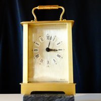 Настолен месингов часовник,Западна Германия., снимка 1 - Антикварни и старинни предмети - 27710769