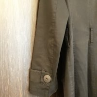 Черен шлифер елегантен , двуредно закопчаване , стегнат , изпечен плат, има гайки за носене по желан, снимка 8 - Шлифери - 37456579
